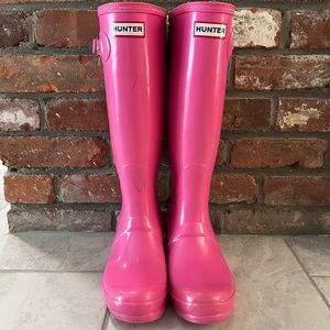 Women's Original Tall Rain Boots in Hot Pink